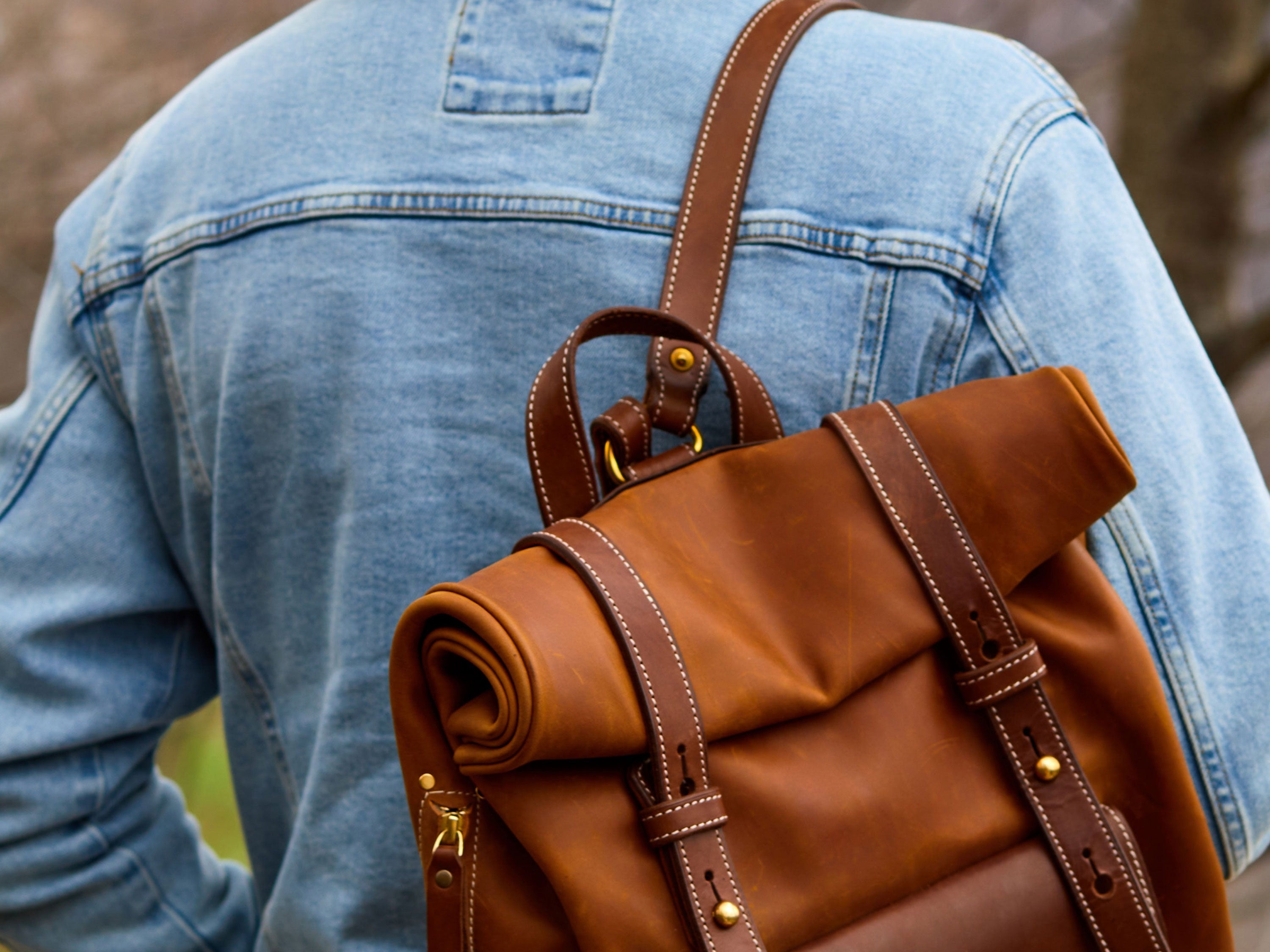 Comment Assouplir et Préserver un Sac en Cuir : Techniques et Astuces
